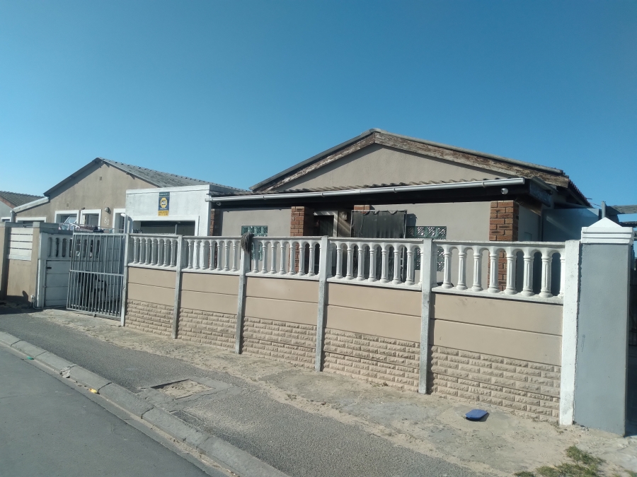 2 Bedroom Property for Sale in Belhar Western Cape